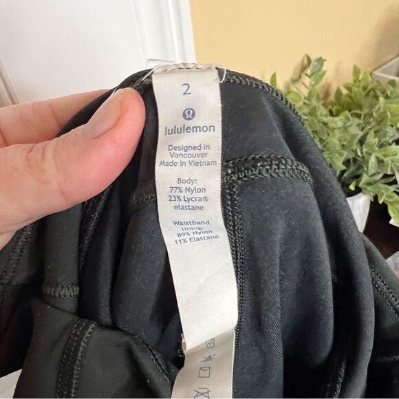 Lululemon In Movement Crop Olive Green Size 2‎ - Picture 6 of 11